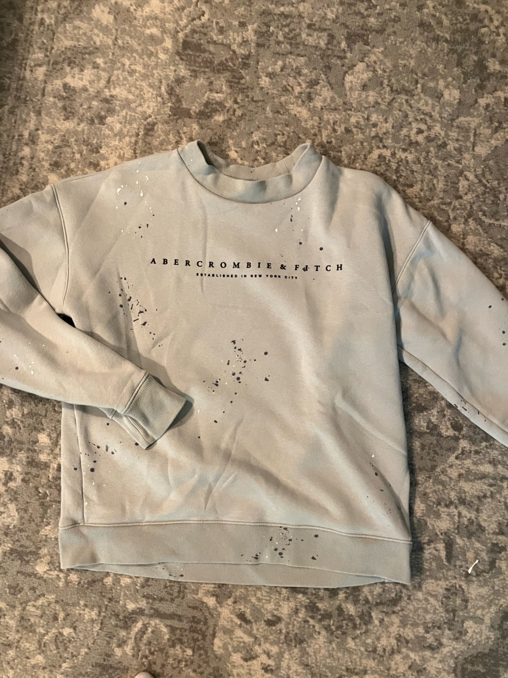 Women’s Abercrombie & Fitch Relaxed Paint Splatter Sweatshirt – Size Small EUC